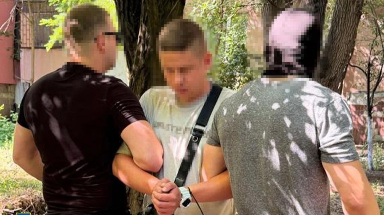 Уродженець Луганщини активував для РФ понад 1000 Starlink із Дніпра — СБУ
