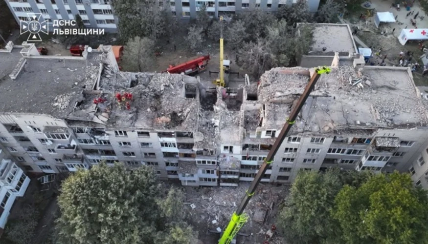 Львів 30 липня: ДСНС назвала цифри наслідків удару — двоє під завалами, 22 ракети, 34 постраждалих