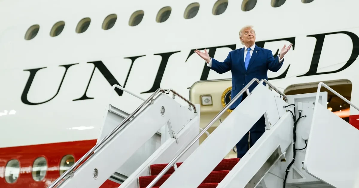 Трамп підтвердив таємну пересадку на інший літак у Туреччині