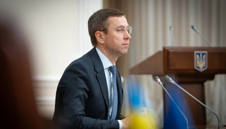 Корецький анонсував скорочення понад 4000 посад у держпараті